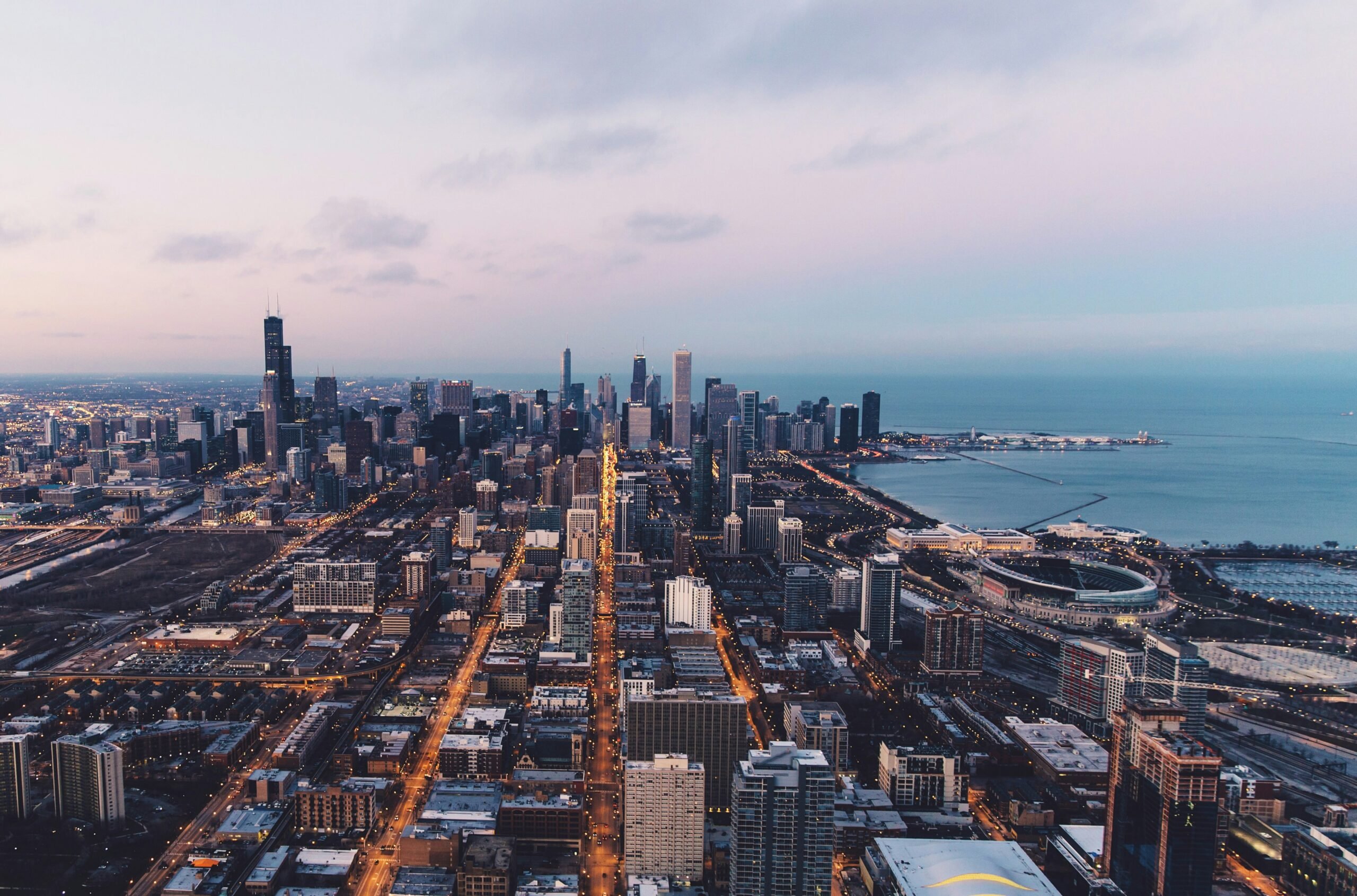 Chicago skyline photo by Austin Neill